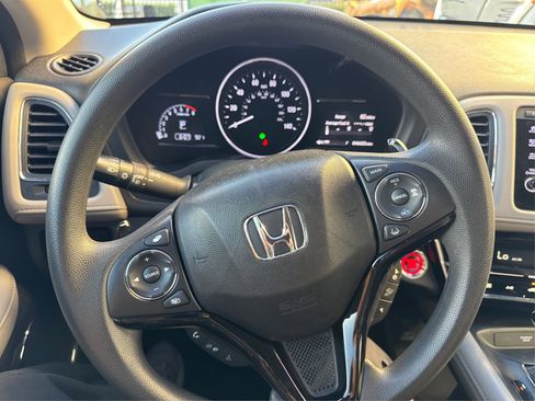 Used 2020 Honda HR-V EX image 22