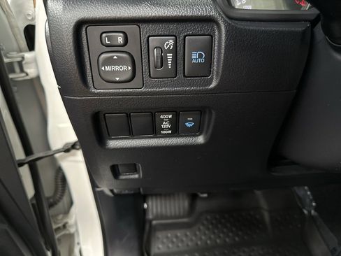 Used 2023 Toyota 4Runner TRD Off-Road image 33