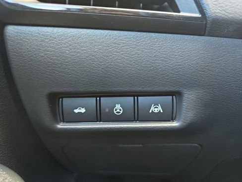 New 2026 Nissan Sentra SR FWD image 10