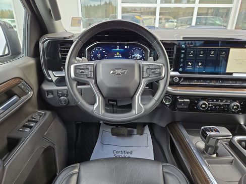 Used 2023 Chevrolet Silverado 1500 LT Trail Boss w/ Protection Package image 19