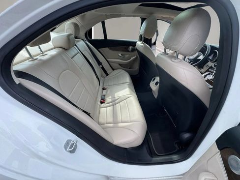 Used 2015 Mercedes-Benz C 300 4MATIC Sedan image 17