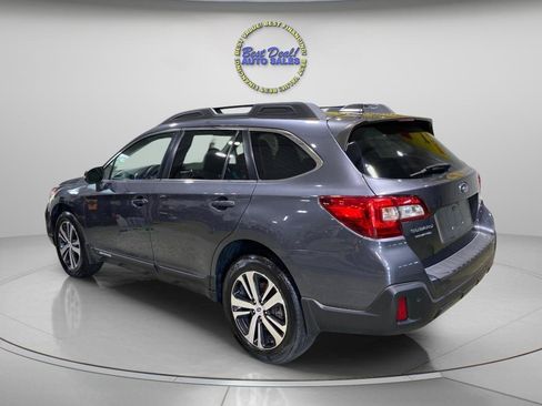 Used 2018 Subaru Outback 2.5i Limited AWD/4WD image 3