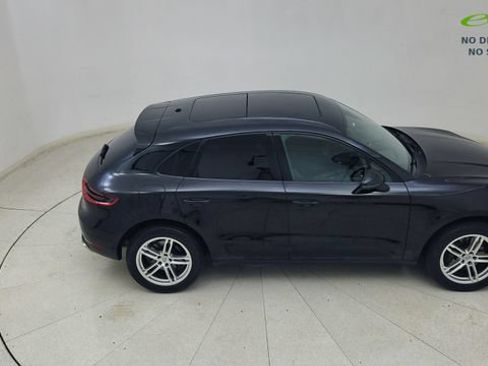 Used 2018 Porsche Macan AWD/4WD image 73