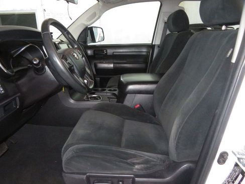 Used 2019 Toyota Sequoia TRD Sport AWD/4WD image 15