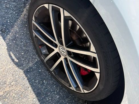 Used 2017 Volkswagen GTI Sport FWD image 12