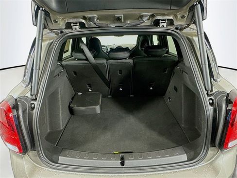 Used 2019 MINI Cooper Countryman SE w/ Signature Upholstery Package image 26