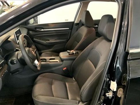 Used 2022 Nissan Altima 2.5 SV image 23