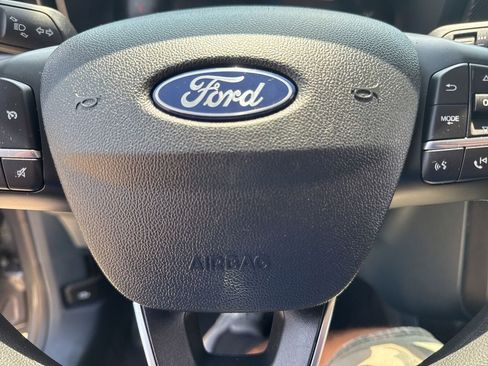 Used 2025 Ford Maverick XLT w/ Black Appearance Package image 28