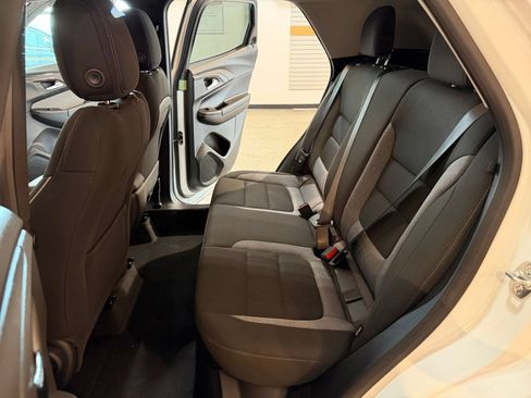 Used 2025 Chevrolet TrailBlazer LT FWD image 38