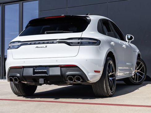 Certified 2026 Porsche Macan S AWD/4WD image 11