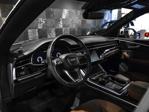 Used 2019 Audi Q8 Prestige w/ Year 1 Package AWD/4WD image 3