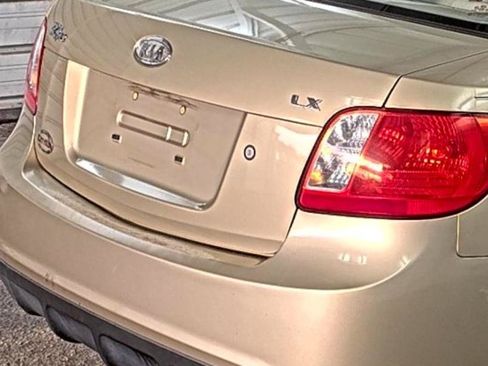 Used 2010 Kia Rio LX w/ Value Pkg FWD image 7
