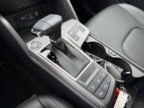 New 2026 Kia Sportage SX FWD image 15