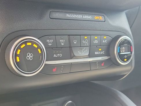 Used 2020 Ford Escape SE AWD/4WD image 27