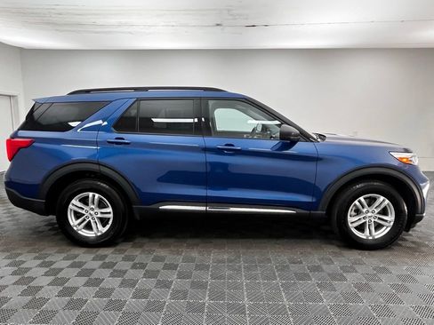 Used 2022 Ford Explorer XLT w/ Class IV Trailer Tow Package AWD/4WD image 7