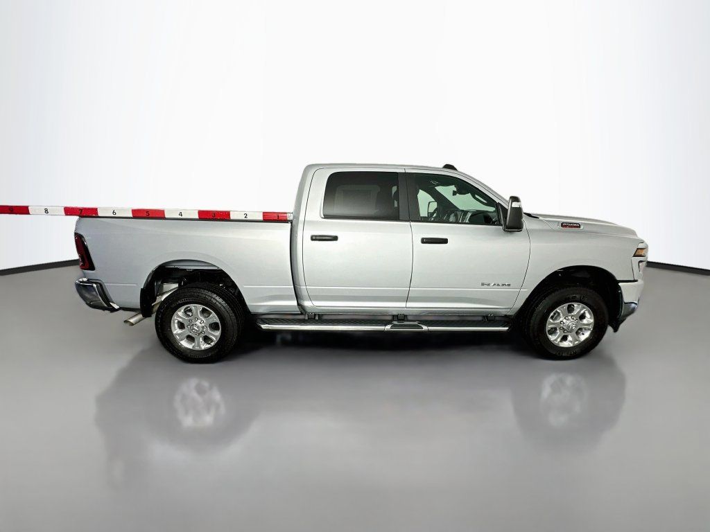 Used 2026 RAM 2500 Big Horn AWD/4WD image 8