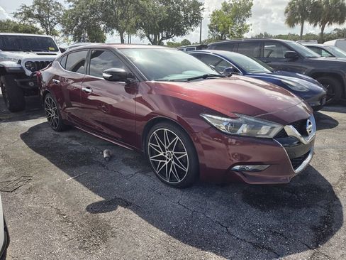 Used 2016 Nissan Maxima SR FWD image 2