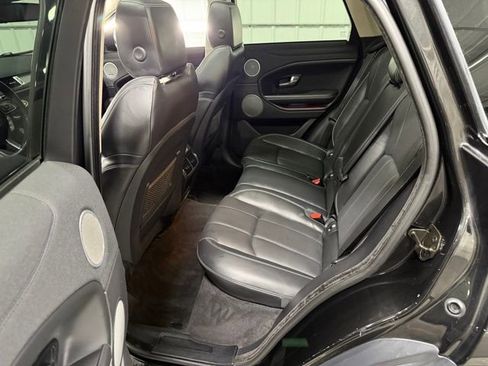 Used 2017 Land Rover Range Rover Evoque HSE image 11