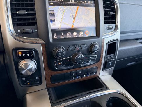 Used 2015 RAM 1500 Laramie w/ Convenience Group AWD/4WD image 19