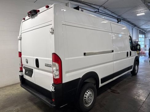 Used 2025 RAM ProMaster 2500 w/ Convenience Group FWD image 4