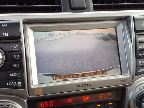 Used 2011 Toyota 4Runner Limited AWD/4WD image 25