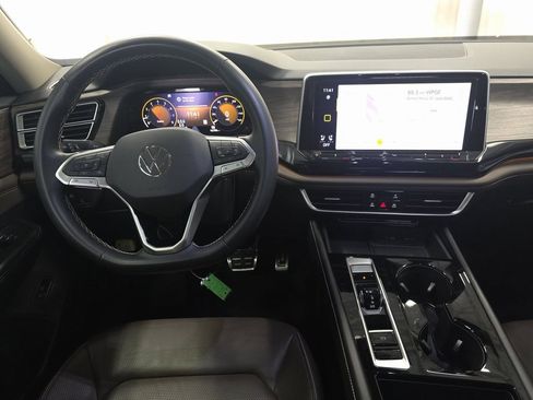 Used 2024 Volkswagen Atlas SEL image 6