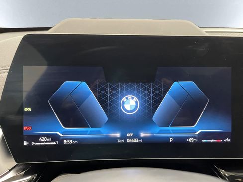 Used 2025 BMW X2 xDrive28i w/ Premium Package image 17