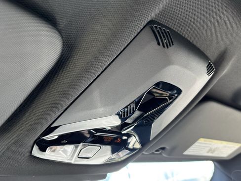 Certified 2025 BMW X2 xDrive28i image 28