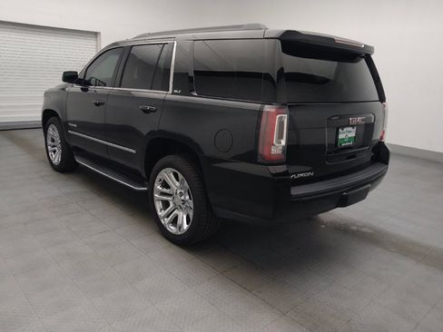 Used 2017 GMC Yukon SLT w/ Premium Edition RWD image 3