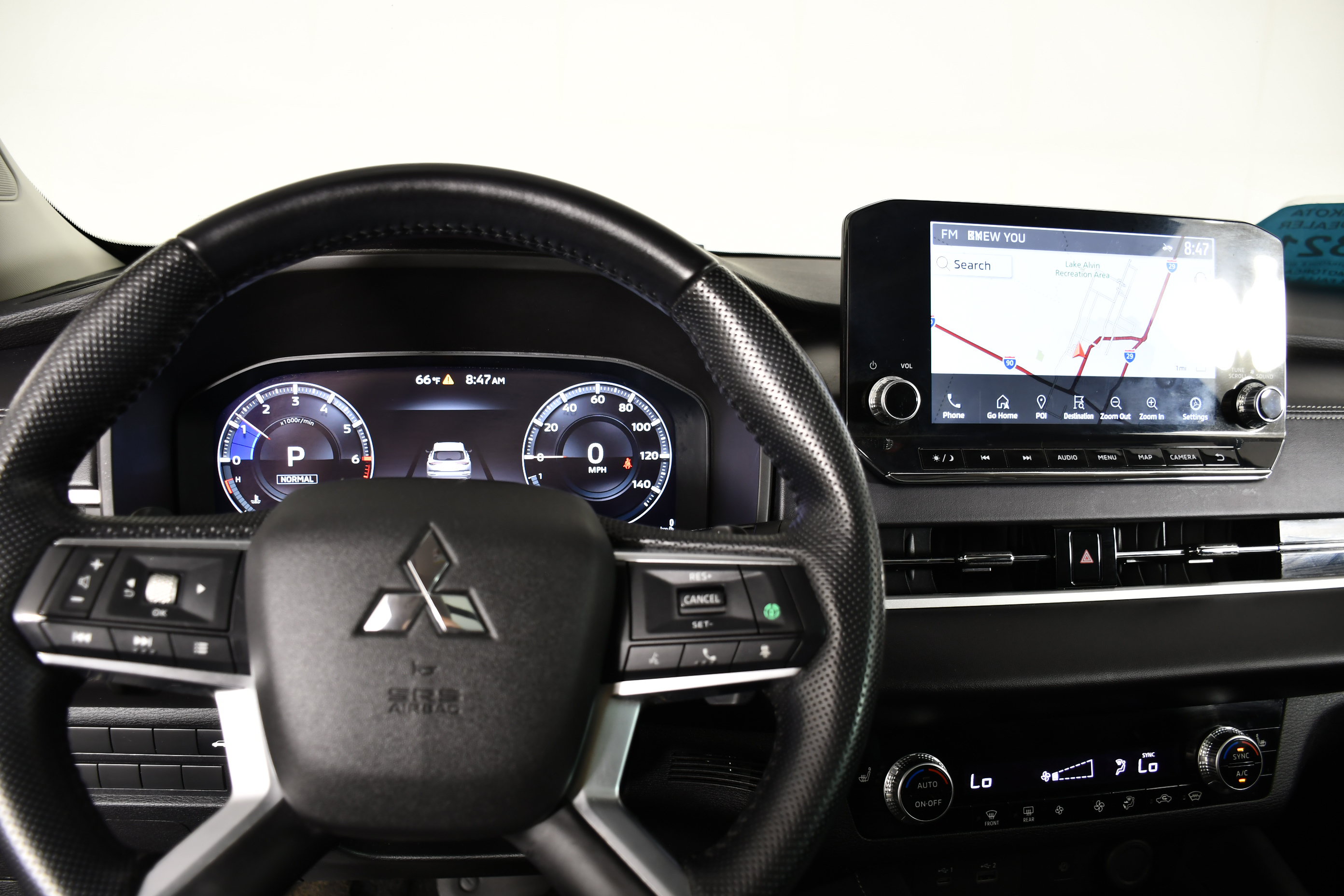 Used 2023 Mitsubishi Outlander SE AWD/4WD image 16