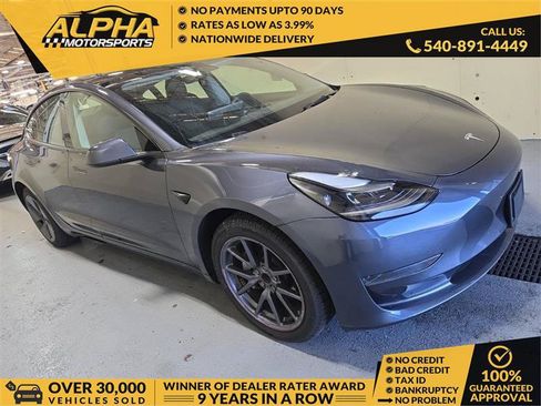 Used 2023 Tesla Model 3 Standard Range RWD image 1