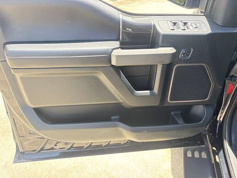 Used 2018 Ford F150 Raptor w/ Equipment Group 802A Luxury AWD/4WD image 17