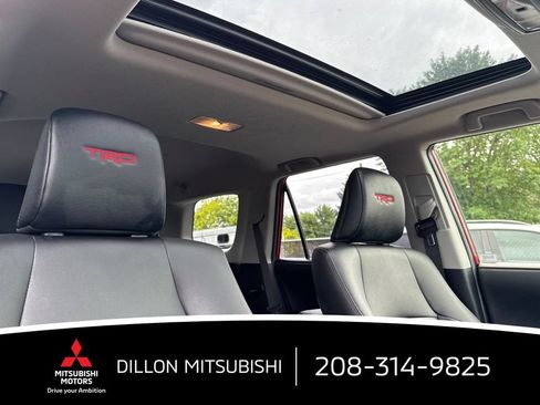 Used 2021 Toyota 4Runner TRD Off-Road Premium w/ Moonroof Package AWD/4WD image 20