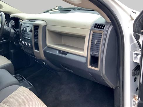 Used 2011 RAM 1500 ST w/ ST Popular Equipment Group AWD/4WD image 18