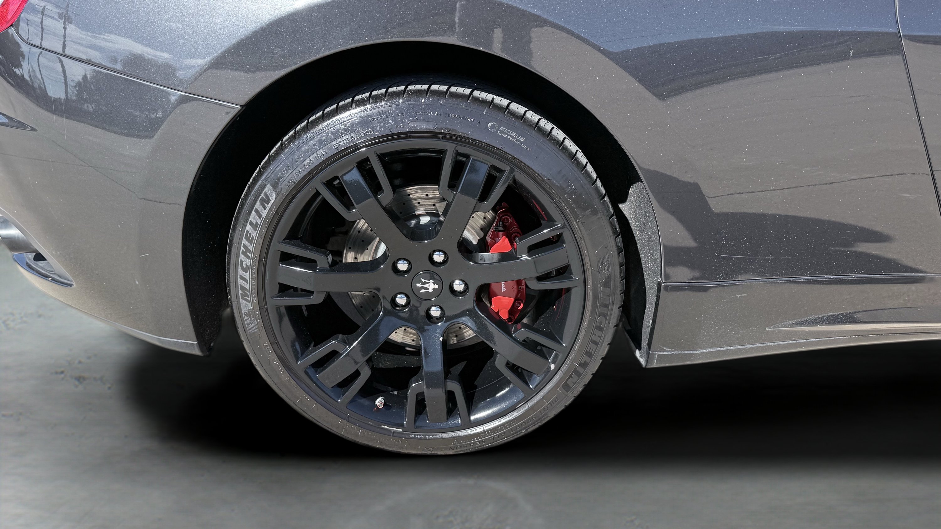 Used 2016 Maserati GranTurismo Convertible RWD image 14