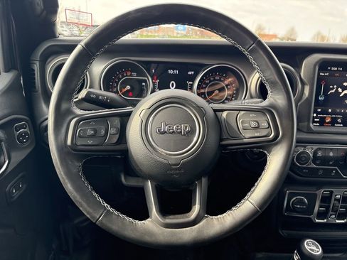 Used 2023 Jeep Gladiator Sport image 19