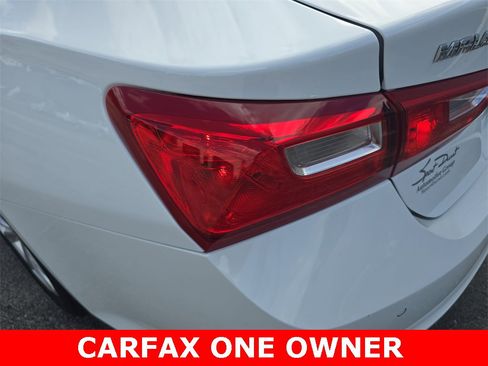 Used 2024 Chevrolet Malibu LT image 24