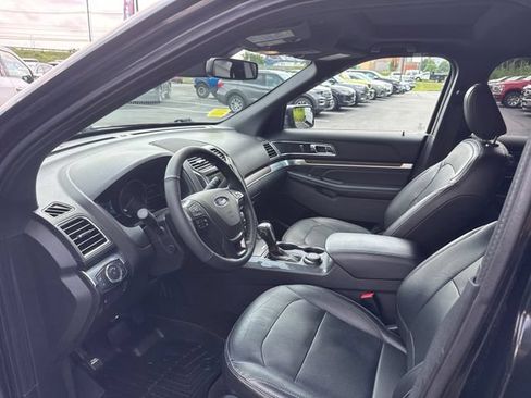 Certified 2018 Ford Explorer Limited w/ Equipment Group 301A AWD/4WD image 12