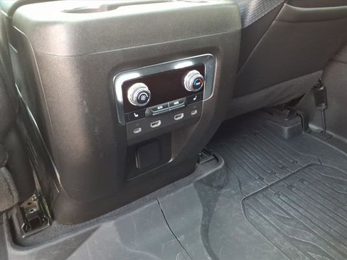 Used 2023 GMC Yukon XL Denali w/ Denali Reserve Package image 17