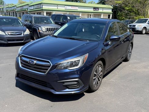 Used 2018 Subaru Legacy 2.5i Premium w/ Popular Package #1 AWD/4WD image 5