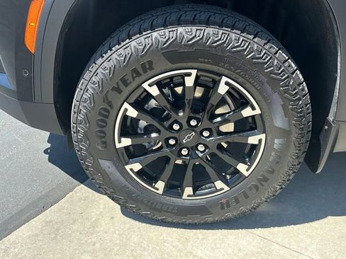 Certified 2026 Chevrolet Traverse Z71 w/ Enhanced Driving Package AWD/4WD image 31