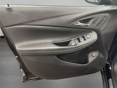 Used 2023 Buick Encore GX Essence w/ Experience Buick Package AWD/4WD image 25