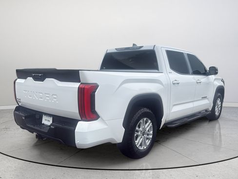 Used 2023 Toyota Tundra SR5 w/ SR5 Premium Package AWD/4WD image 7