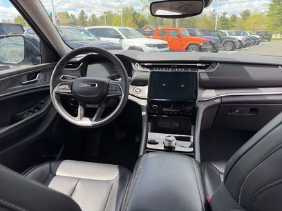 Used 2023 Jeep Grand Cherokee Limited