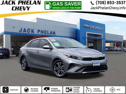 Used 2023 Kia Forte LXS image 1