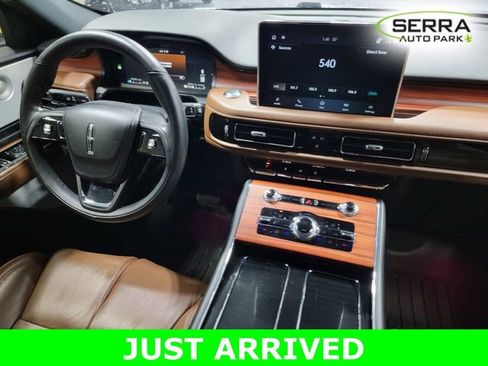 Used 2024 Lincoln Aviator Reserve w/ Equipment Group 201A AWD/4WD image 28