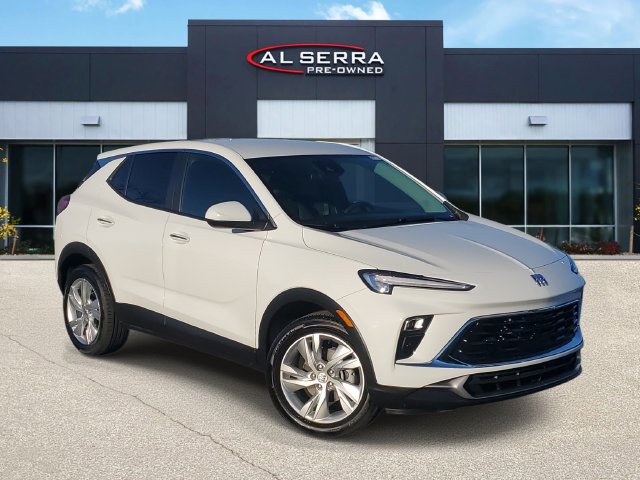 Certified 2024 Buick Encore GX Preferred w/ Comfort Package FWD image 1