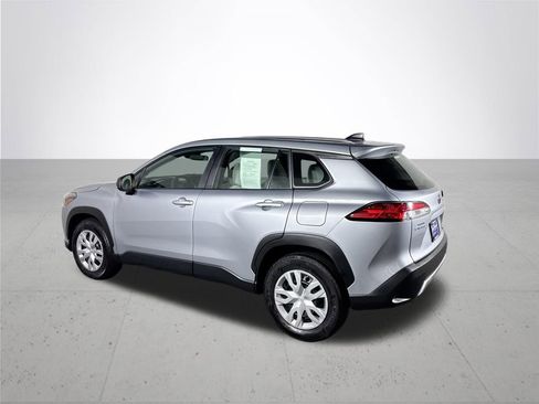Used 2024 Toyota Corolla Cross L AWD/4WD image 8