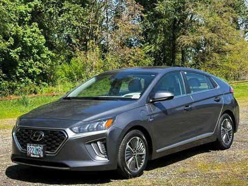 Used 2020 Hyundai Ioniq SEL FWD image 4