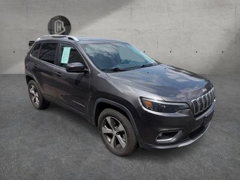 Used 2019 Jeep Cherokee Limited AWD/4WD image 8
